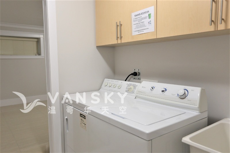 260409112552_10 laundry.jpeg